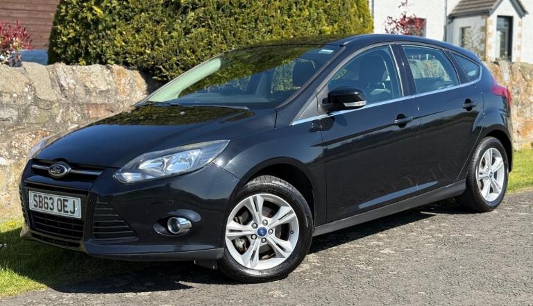 2013 Ford Focus 1.6 Zetec  Hatchback Petrol Manual