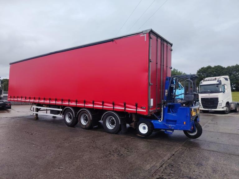 2016 Curtainsider trailer Moffet brackets Rear steer lift axle 4.57 high tested
