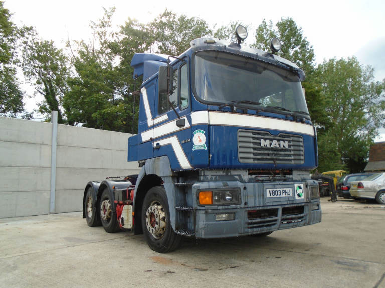MAN 26-414 F2000, 2000, Sleeper, 6x2, 