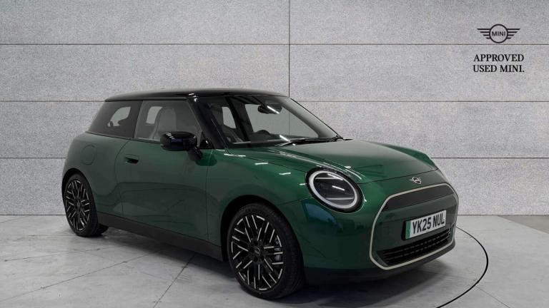  MINI Cooper 135kW E Exclusive 41kWh 3dr Auto Hatchback Electric Automatic