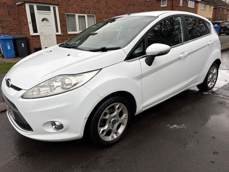 2012 Ford Fiesta 1.25 Zetec 5dr [82] HATCHBACK Petrol Manual