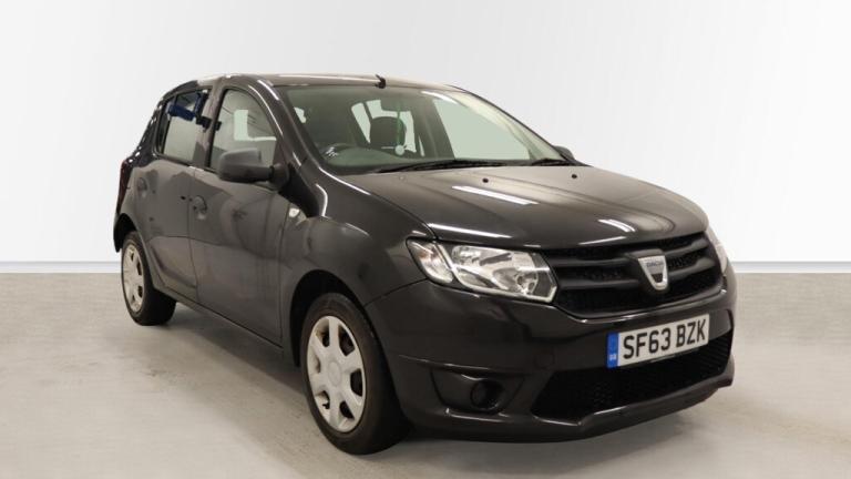 * 63 2014 DACIA SANDERO 1.2L AMBIANCE + LOW 63K MILES + 2 OWNERS + LONG MOT * 
