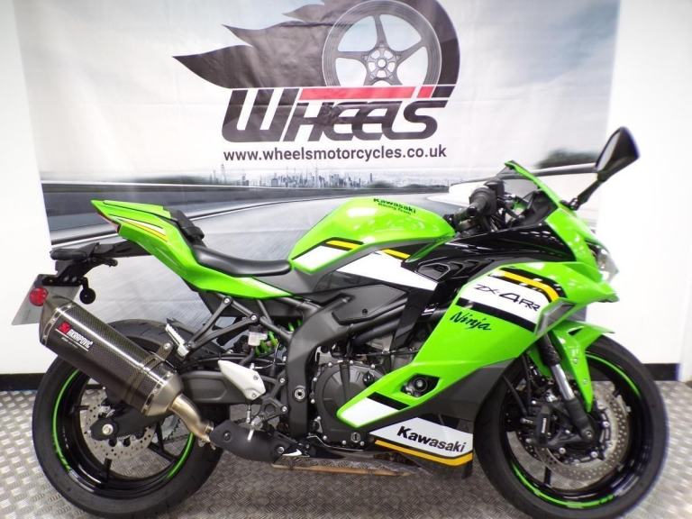 2025 KAWASAKI ZX4-RR PERFORMANCE LOW MILEAGE