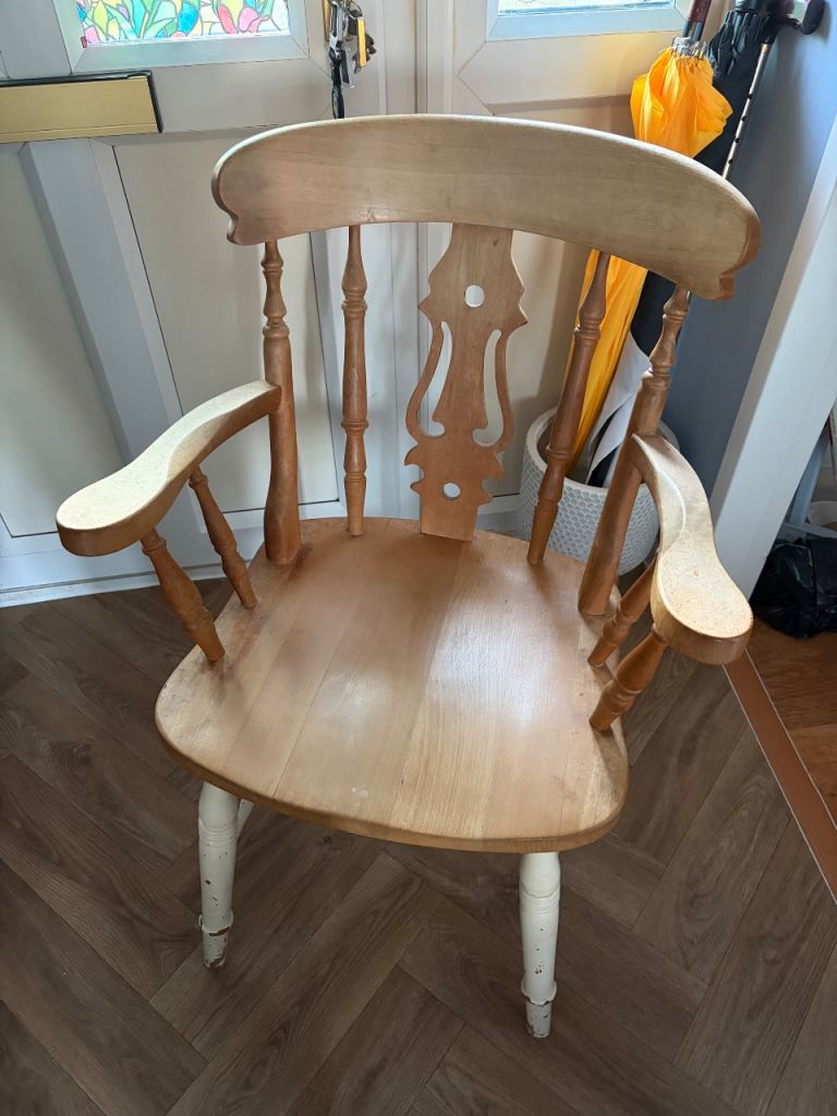 Dining room chair - head chair with arms, real wood