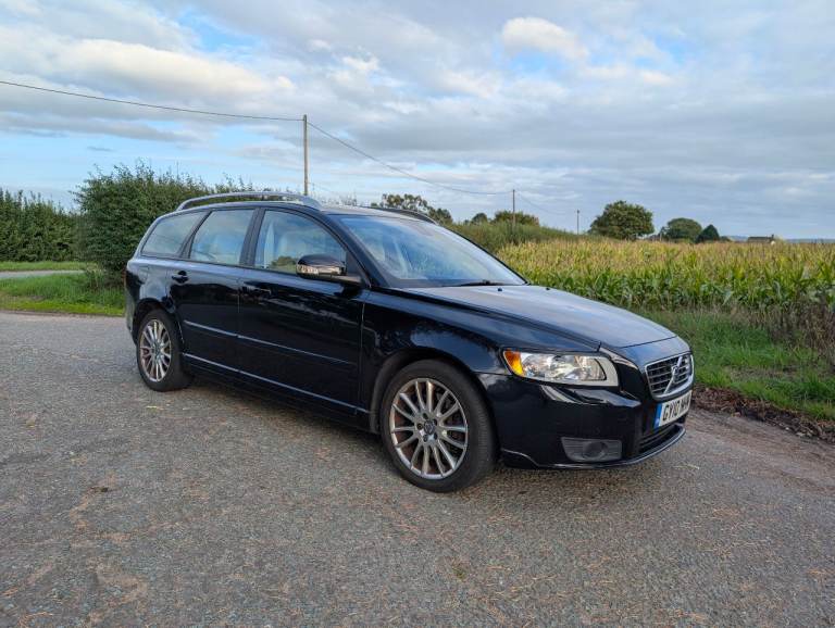 Volvo V50 LUX Estate 2010 Automatic 2L D