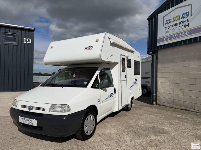 NuVenture Rio - 4 BERTH COMPACT MOTORHOME FOR SALE 
