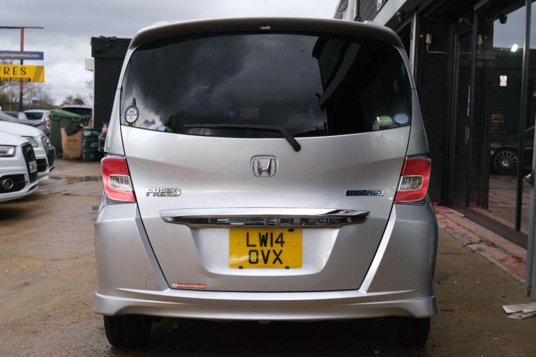 2025 Honda Freed Hybrid - 1 Owner HYBRID ELECTRIC Automatic