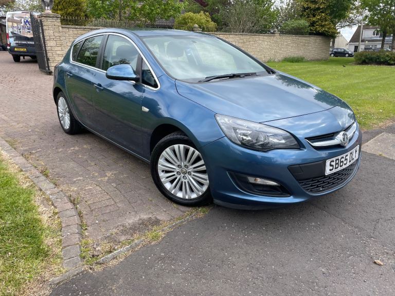 Vauxhall, ASTRA, Hatchback, 2015, Manual, 1598 (cc), 5 doors