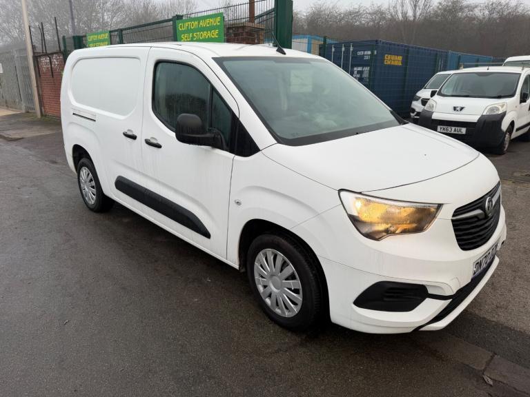 2020 Vauxhall Combo 2300 1.5 Turbo D 100ps H1 Sportive Van PANEL VAN Diesel Manual