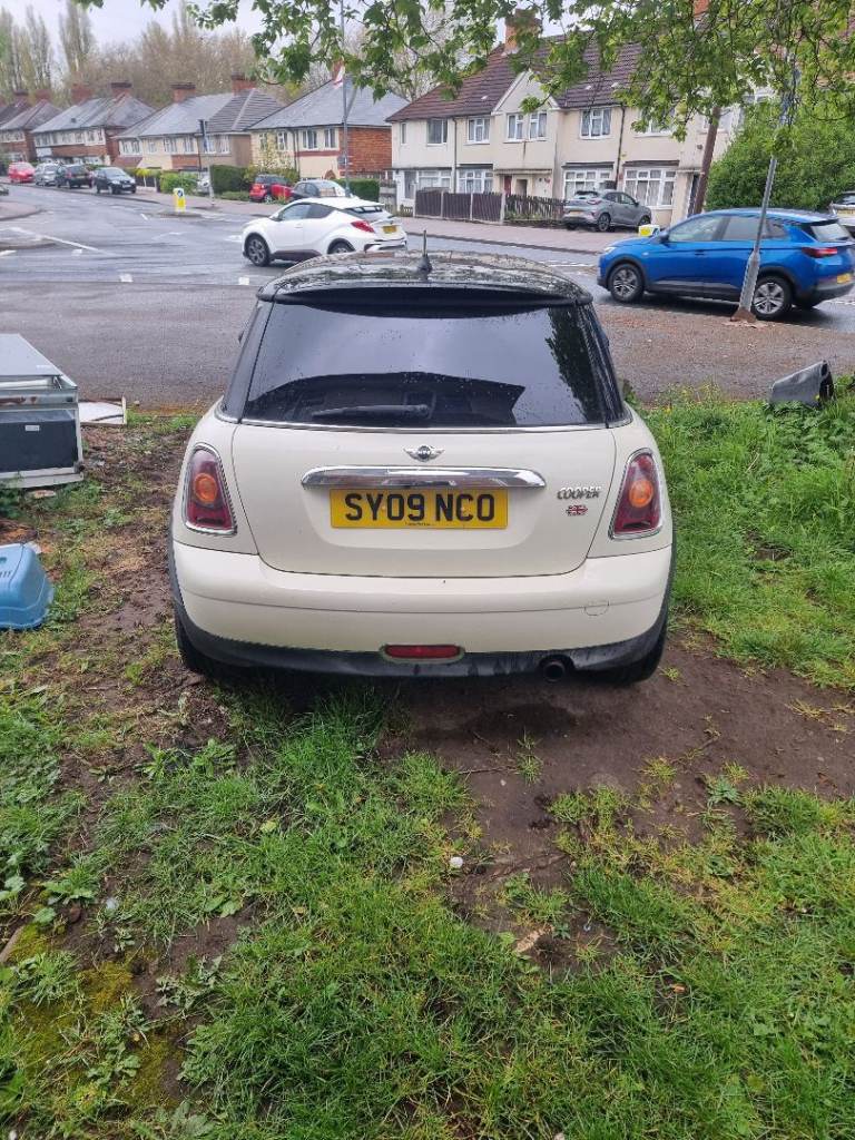 Mini cooper 1.6 petrol