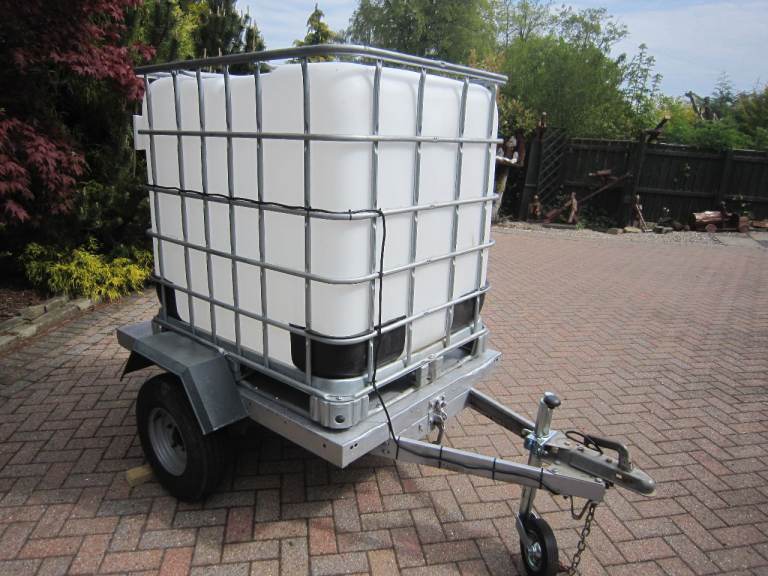 Erde 156 flatbed trailer ,Schultz IBC tank, Jockey wheel, Light board