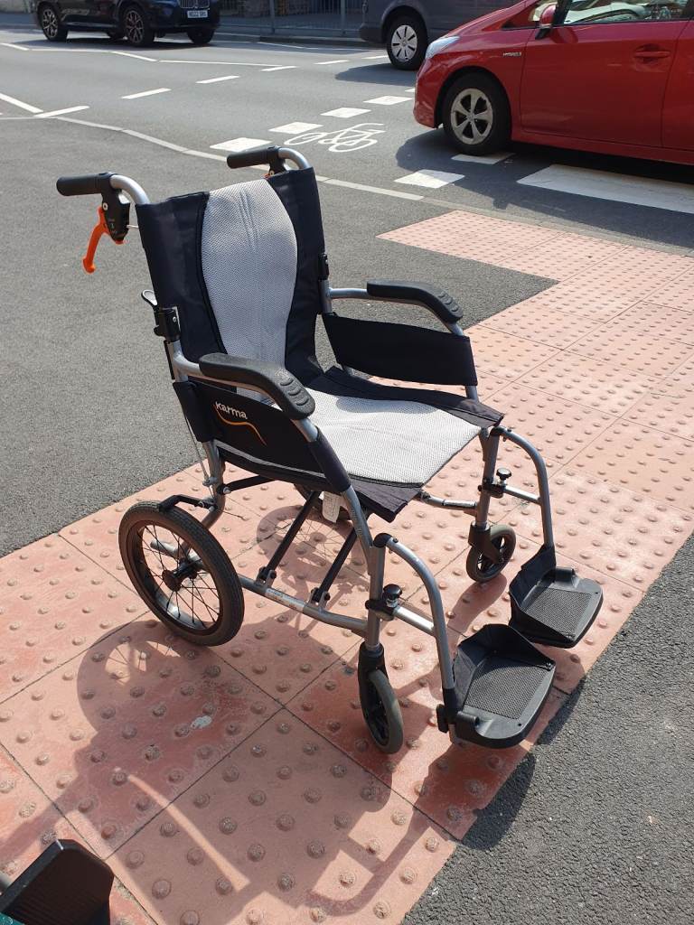 KARMA WHEELCHAIR SUPER LIGHTWEIGHT FULLY FOLDING 