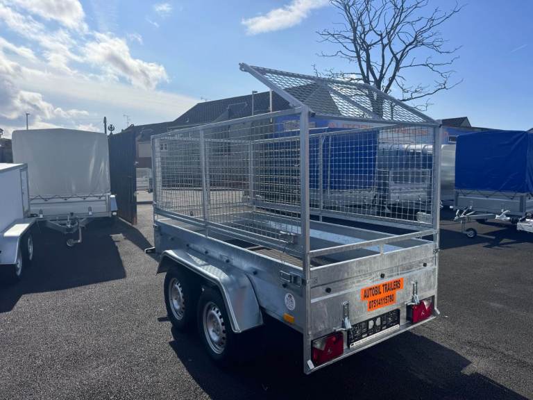 BRAND NEW 8,2ft x 4,3ft (BC752) TWIN AXLE MASTER TRAILER WITH 80CM MESH 1300KG