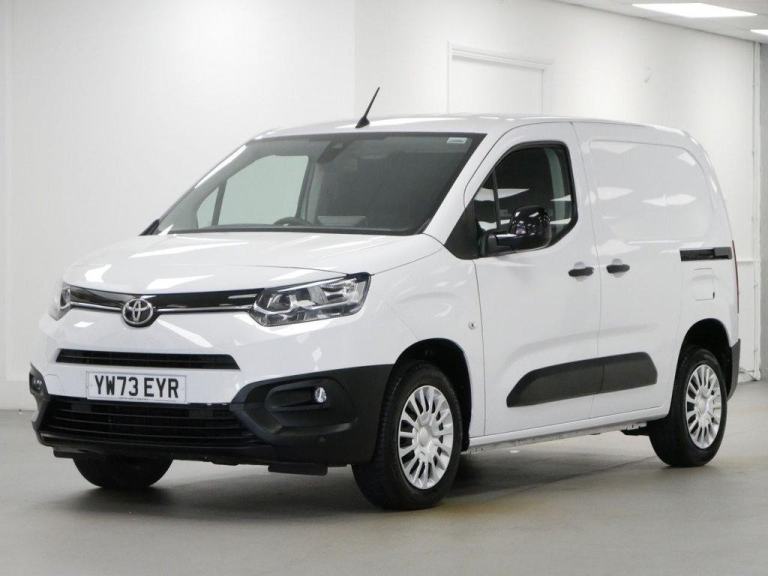 2024 TOYOTA PROACE CITY 1.5 BLUEHDI 100 BHP L1 SWB ICON NAV EDITION 6 DOOR