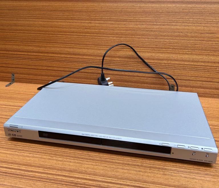 CD/ DVD player DVP-NS30