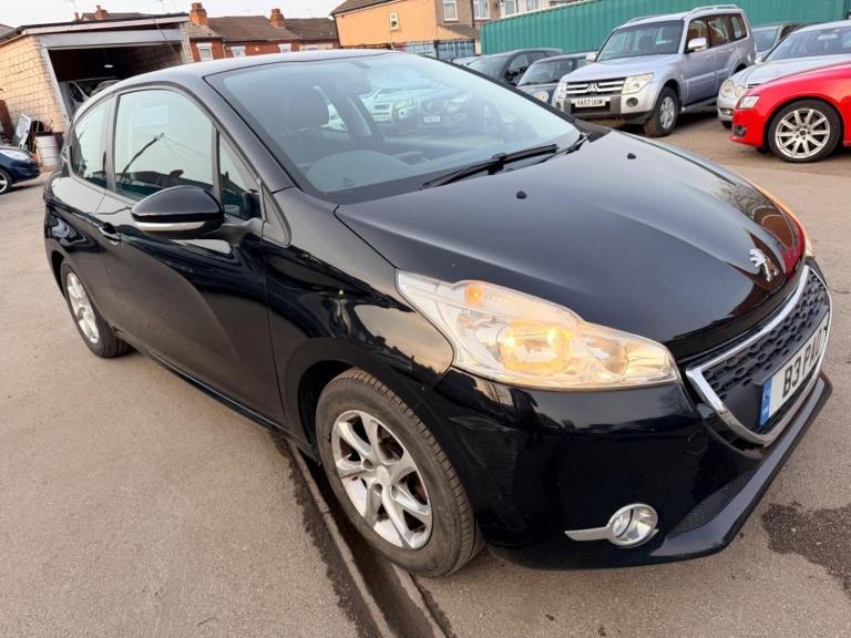 2013 Peugeot 208 1.0 VTi Active Euro 5 3dr HATCHBACK Petrol Manual