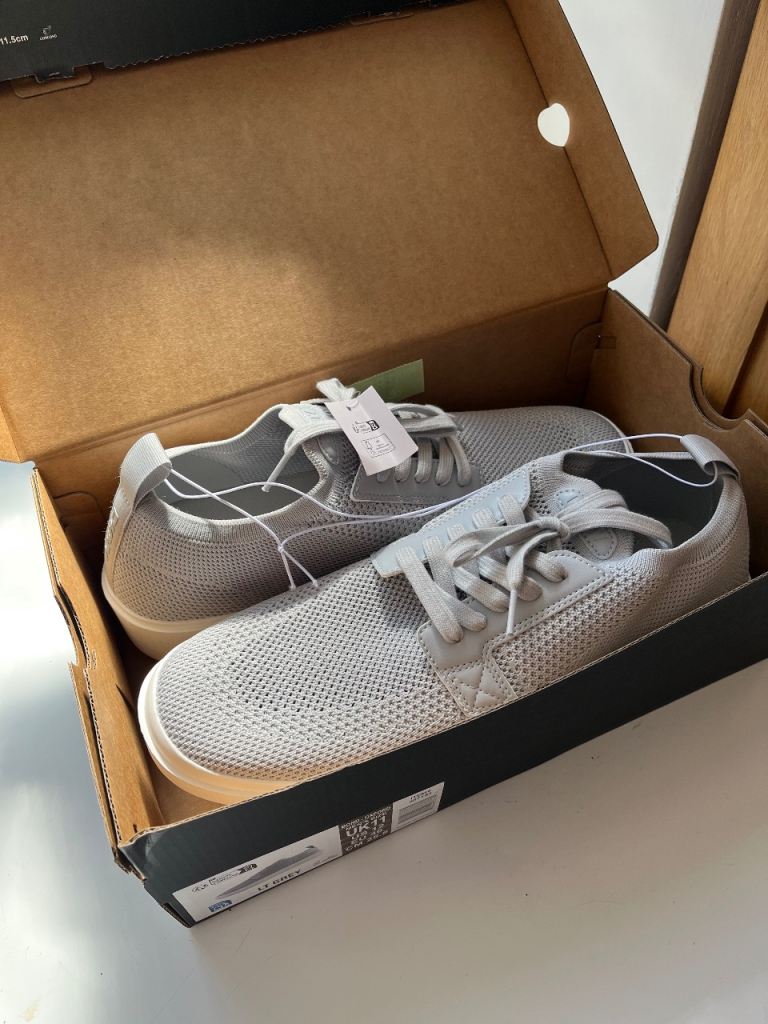 DKNY Men's Grey Casual Shoes - UK Size 11, Brand New in Box