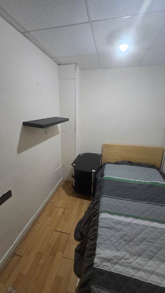 Box room available in Dagenham 