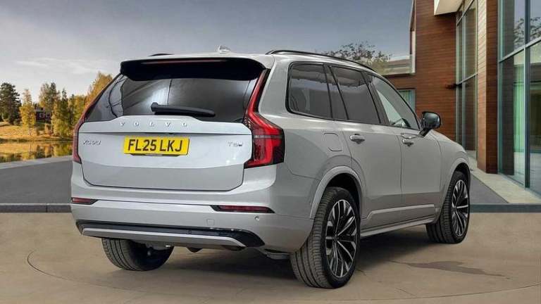2025 Volvo XC90 Ultra T8 AWD Plug-in hybrid Electric/Petrol Dark 7 Seats Automatic SUV Hybrid Aut...