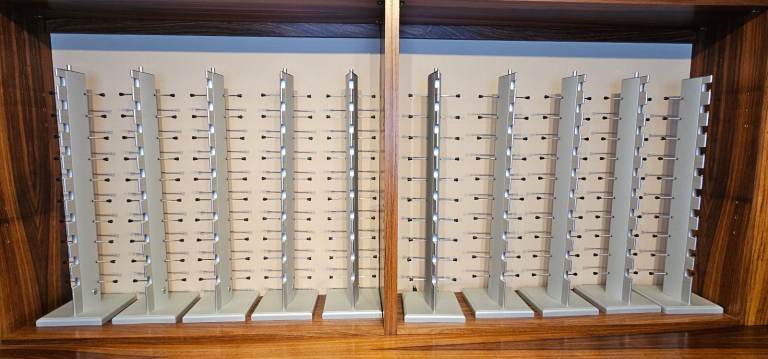 10x Premium Eyewear Display Stands – Lockable Aluminum & Steel Sunglasses Towers