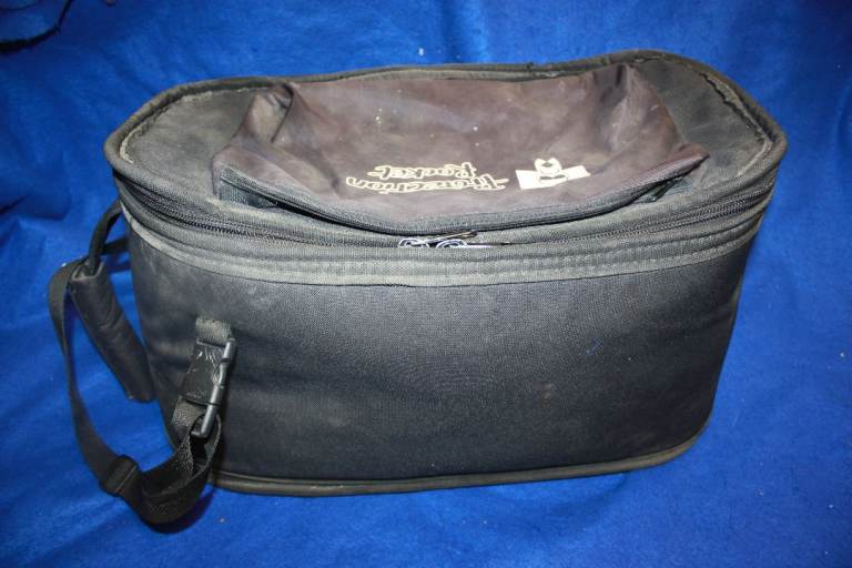 Protection Racket Fleece Lined Bongo Case ~ Model 8113 ~ 19.½in x 11in x 8in ~ £30 ono
