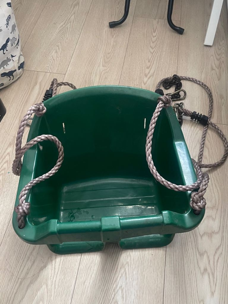 Kids Garden Swing Seat – Green, Good Condition