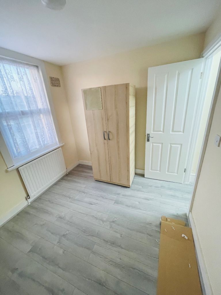 Single room available 