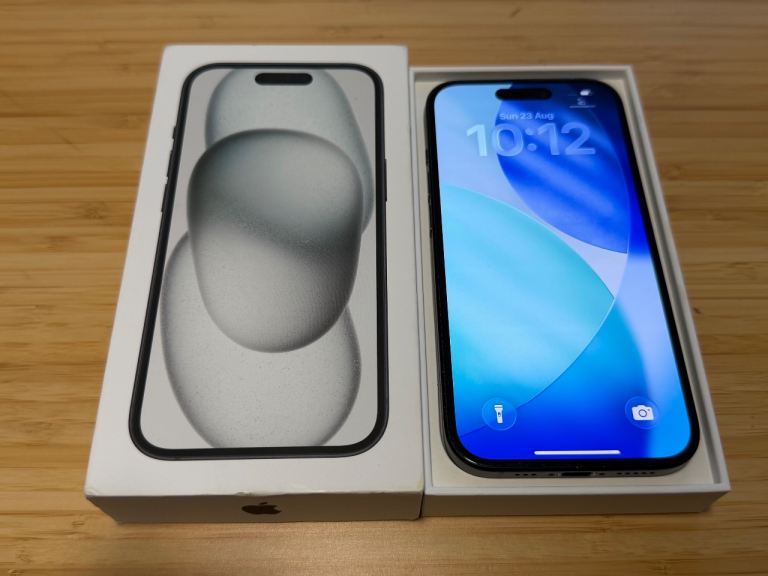 iPhone 15 128gb