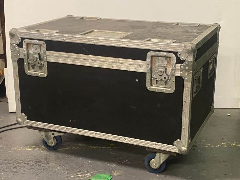 Heavy Duty Flight Case on Wheels – Black, Good Condition