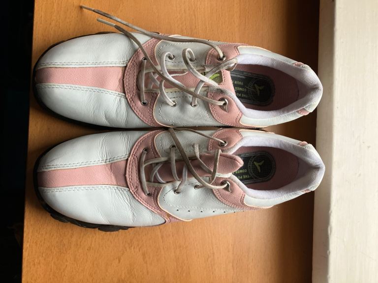 Hi-tec size 5.5 ladies pink & white golf shoes