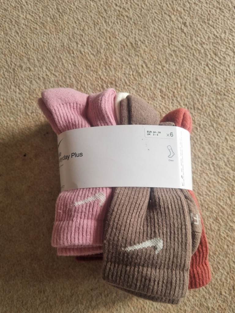 New Nike Everyday Plus Crew Socks – 6 Pairs, Size UK 2-5