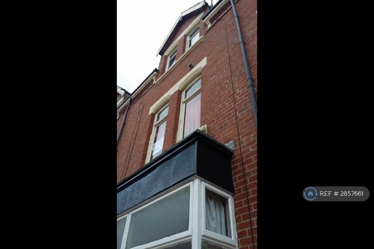 1 bedroom flat in Hartington Road, Stockton-On-Tees, TS18 (1 bed) (#2857661)