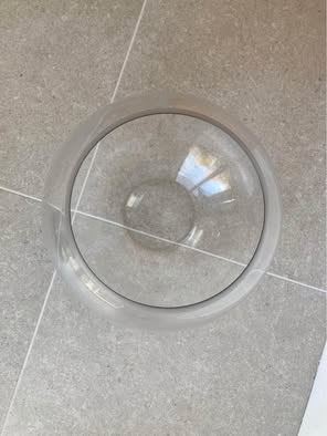 Glass fish bowl vase