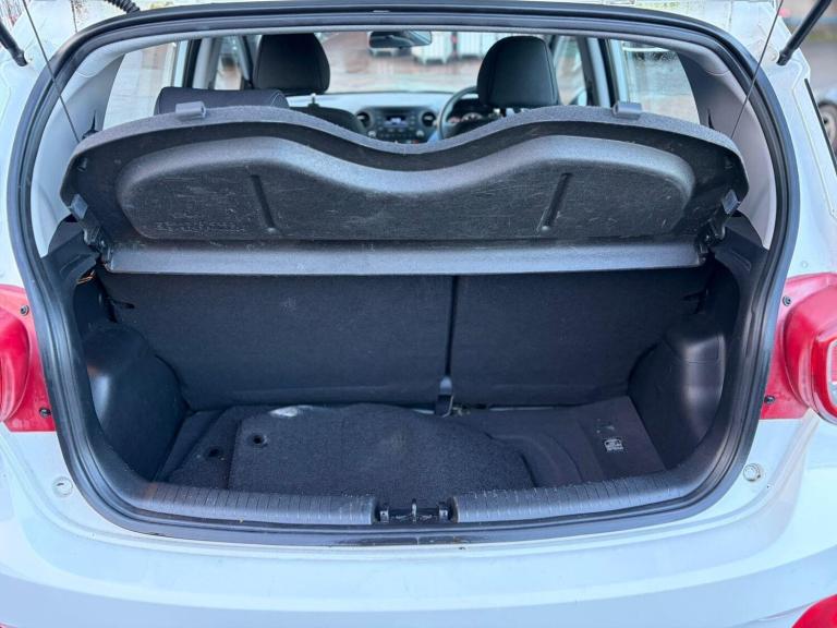 2015 Hyundai i10 1.0 SE Euro 5 5dr HATCHBACK Petrol Manual