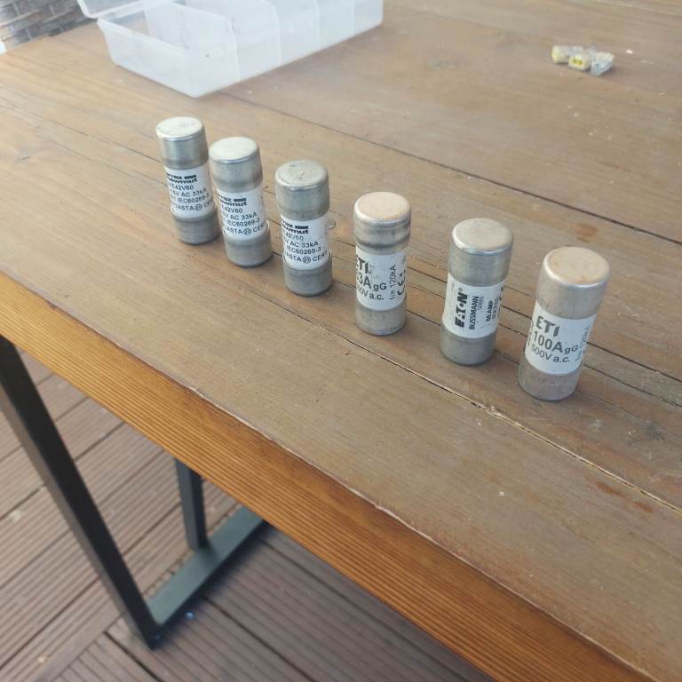 ETI 100A Fuses - As Good As New