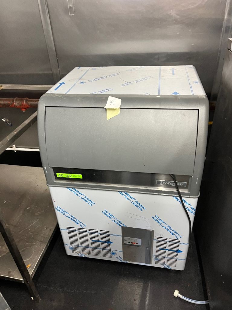Scotsman Ice Machine AC 127 EcoX – 75kg/24H, Good Condition