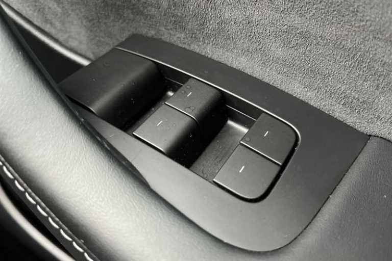 2022 Tesla Model Y Long Range AWD 5dr Auto MPV ELECTRIC Automatic