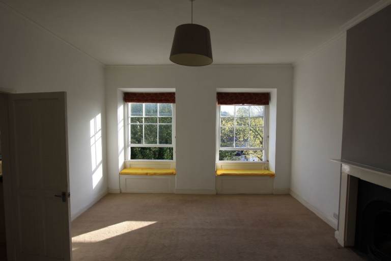 One Bedroom Flat to rent in Bellevue, Clifton, Bristol.