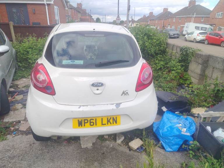Ford, KA, Hatchback, 2012, Manual, 1242 (cc), 3 doors