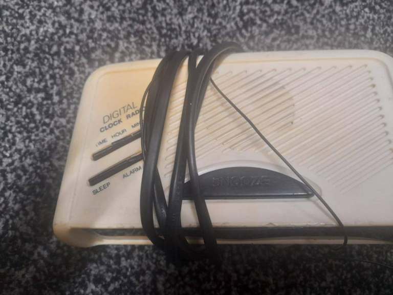 Antique Old retro Digital alarm clock radio fully working. Bolton £10