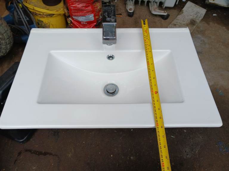 bathroom vanity sink