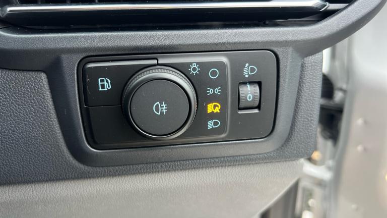 2025 Ford Transit Custom 320 L1 Petrol Fwd 2.5 PHEV 232ps H1 Van Limited Auto Van Hybrid Automatic