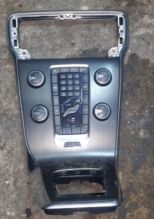 Volvo V40 Display Centre Control Unit 2013