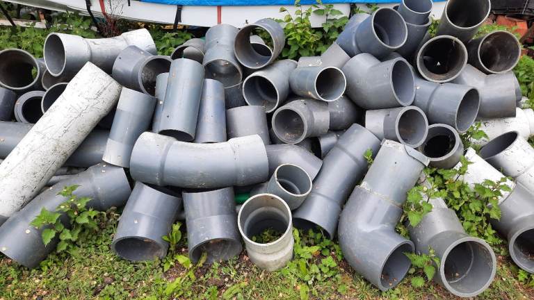Lots of BIG PVC pipe connectors, FREE!