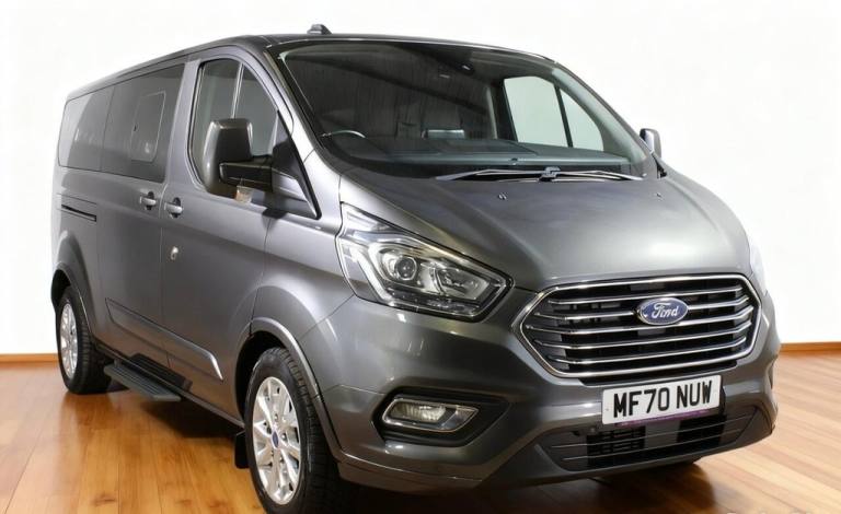 2020 70 FORD TOURNEO CUSTOM 2.0 320 ECOBLUE TITANIUM MINIBUS DOUBLE CAB 5DR DIES