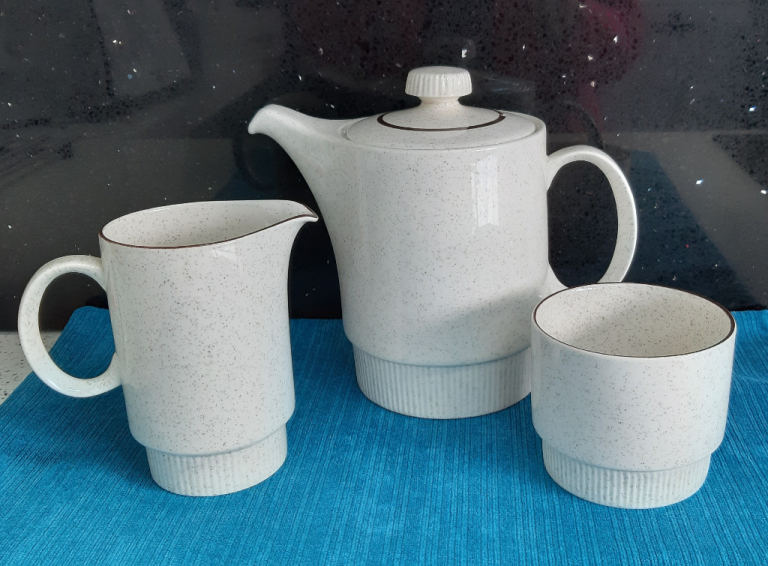 Set of Poole Pottery Parkstone: tea / coffee pot, milk jug and sugar bowl - Vintage Classic Retro
