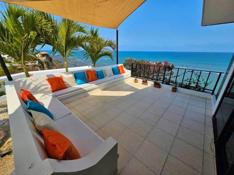 DREAM HOME IN LOMAS DE BALLENITA> ECUADOR