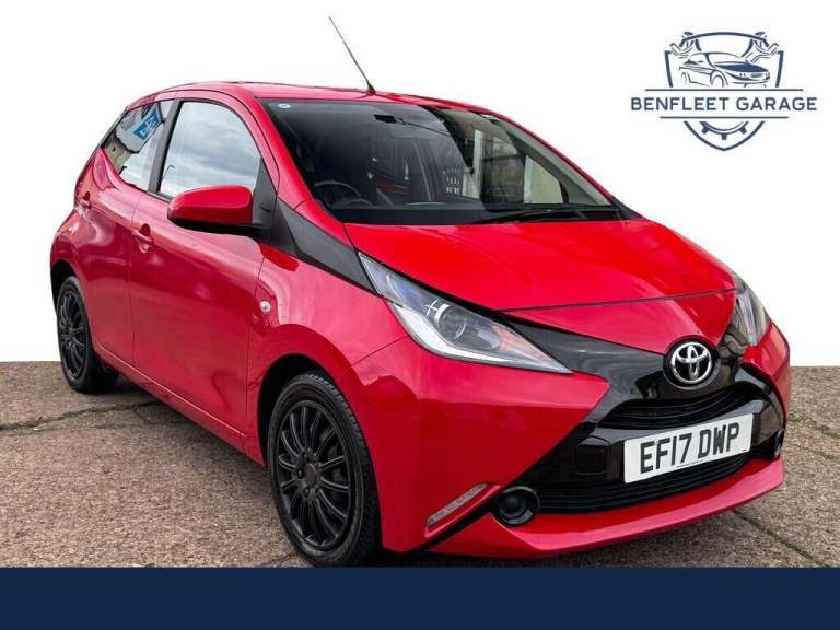 2017 Toyota AYGO 1.0 VVT-i x-play Euro 6 5dr HATCHBACK Petrol Manual
