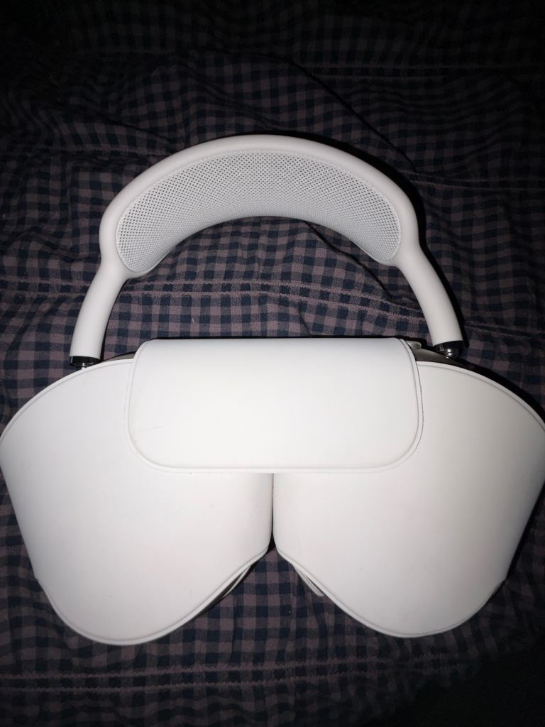 Apple AirPods Max Headphones – White, Good Condition