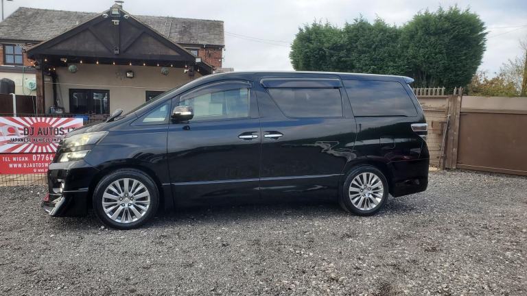  Toyota vellfire golden eyes II 3.5cc auto sunroofs 7 seats only 39k miles 2014